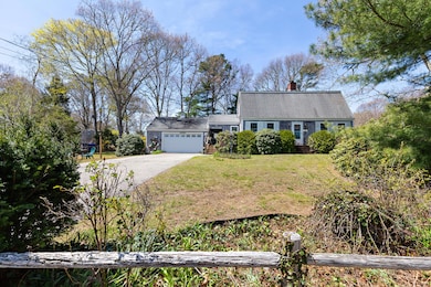 39 Bennets Neck Dr, Pocasset, MA 02559 - photo 2