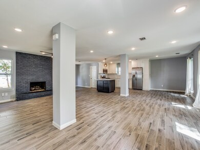 5323 Winding Way Dr, Houston, TX 77091 - photo 7