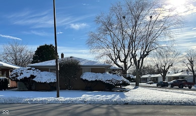 7 Chester Dr, Beech Grove, IN 46107 - photo 5