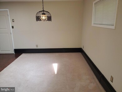 18947 Barnette Cir, Triangle, VA 22172 - photo 5