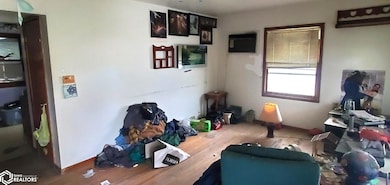 507 King St, Blockton, IA 50836 - photo 2