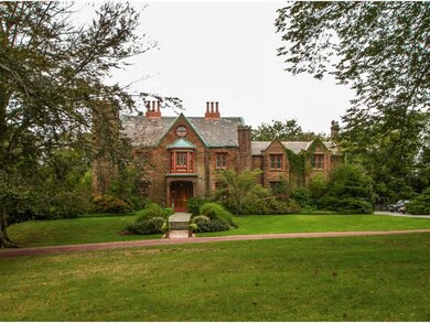 90 Malbone Rd, Newport, RI 02840 - photo 2