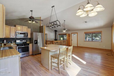 5094 James Cir, Pine, AZ 85544 - photo 6