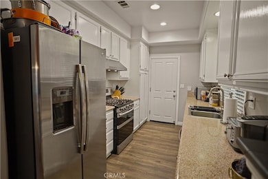 12888 Four Palms Ln, Sylmar, CA 91342 - photo 6