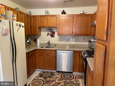 8 Spyglass Ct, East Windsor, NJ 08520 - photo 4