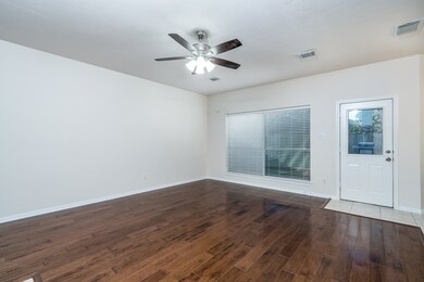 8207 Polished Stone Cir, Houston, TX 77095 - photo 7