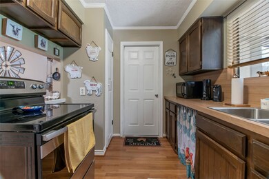 3214 Oak Forest St, Brazoria, TX 77422 - photo 5