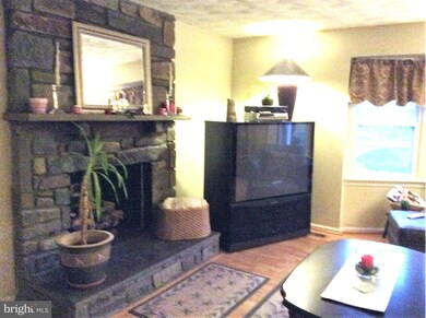 6015 Bumpy Oak Rd, La Plata, MD 20646 - photo 7