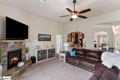 15 Sakonnet Ct, Simpsonville, SC 29680 - photo 5