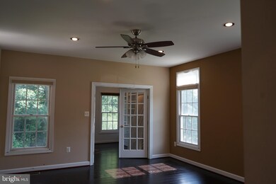 16609 Cypress Bay Ln, Ashton, MD 20861 - photo 7