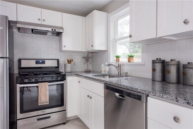 145 Custer St, Warwick, RI 02889 - photo 7