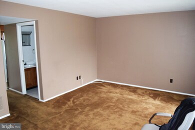 646 Yorkshire Dr, Edgewood, MD 21040 - photo 3