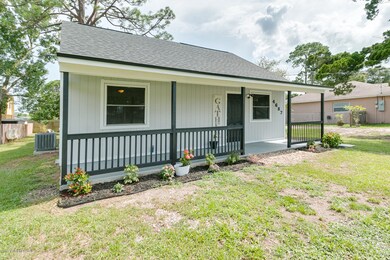 03_4687Byron6807_mls