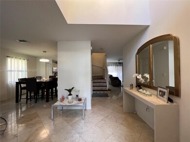 233 E Forest Oak Cir unit 233, Davie, FL 33325 - photo 6