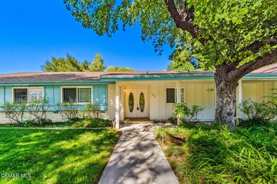 15877 Beaver Run Rd, Canyon Country, CA 91387 - photo 2