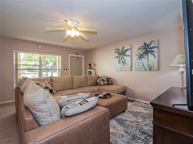 16 Vista Palm Ln unit 106, Vero Beach, FL 32962 - photo 5