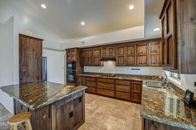 Kitchen 6