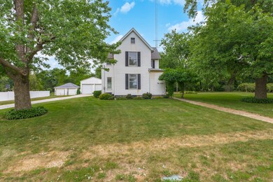 406 W Main St, Downs, IL 61736 - photo 4