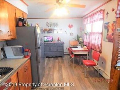 208 Edwards Ave, Clarks Summit, PA 18411 - photo 4