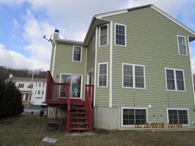 94 Ledgecrest Dr, Worcester, MA 01603 - photo 2