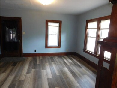 Living Room with New Laminate Flooring & Fresh Int