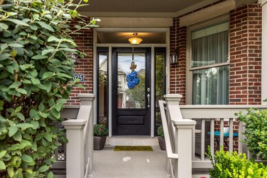 10-02-18 1025 Perry St 01