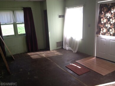 4388 Division Ave S, Wayland, MI 49348 - photo 5