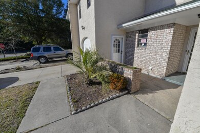 Front Yard (1 of 1)