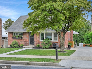 1324 Commonwealth Blvd, Reading, PA 19607 - photo 2