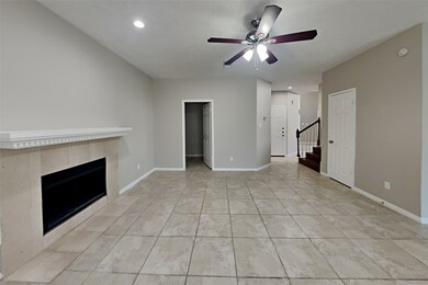 7918 Hidden Oaks Ln, Houston, TX 77095 - photo 3