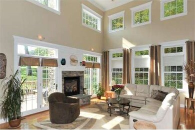 76 Clubhouse Way unit Villa#19, Sutton, MA 01590 - photo 4