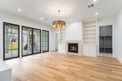 2011 Gardenia Dr, Houston, TX 77018 - photo 5