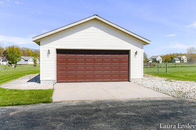 2204 Avalon View Dr NE unit 77, Cedar Springs, MI 49319 - photo 4