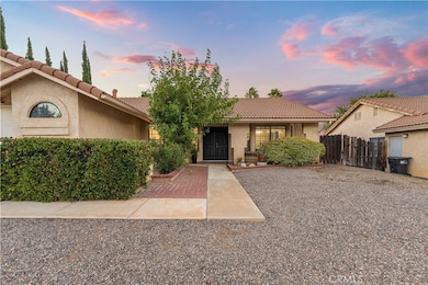 4761 Avenida Vista Verde, Palmdale, CA 93551 - photo 6