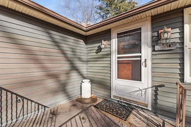 250 Long Hill St, East Hartford, CT 06108 - photo 4