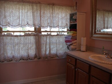 18 Knox Road 008