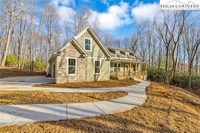 175 Lindsey Ln, West Jefferson, NC 28694 - photo 3