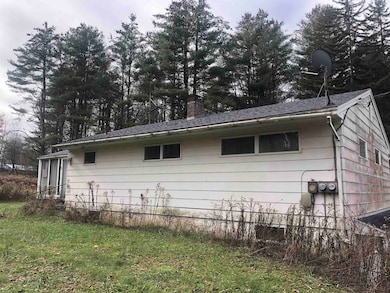 170 Mcnamara Rd, Middletown Springs, VT 05757 - photo 2