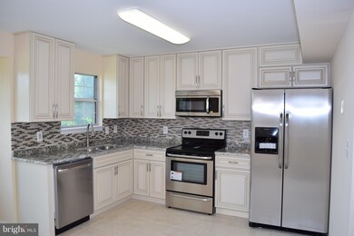 21842 Maywood Terrace, Sterling, VA 20164 - photo 3