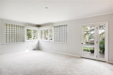 21x15 living room with walk-out access to side cou
