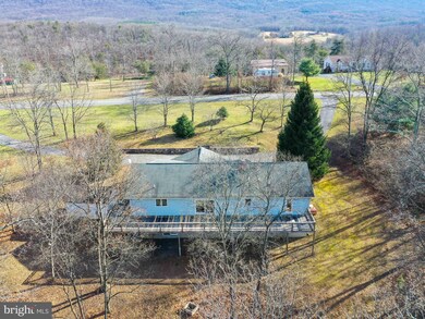 10638 Winchester Grade Rd, Berkeley Springs, WV 25411 - photo 4