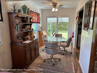 20 Hudson dining area