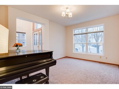 Living room/dining room