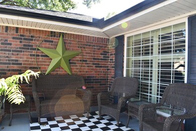 2120 Flamingo Ln, Duncan, OK 73533 - photo 4