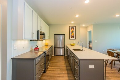 1 University Way unit No. 404, Iowa City, IA 52246 - photo 4