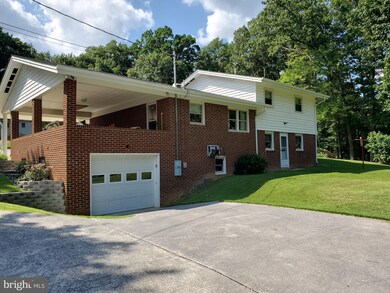 322 Dogwood Ln, Bentonville, VA 22610 - photo 5