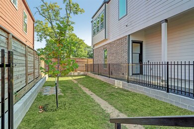 4512 Old Yale St unit D, Houston, TX 77018 - photo 5