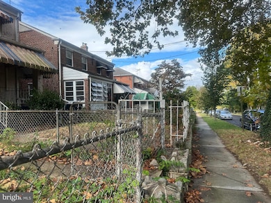 2933 M St SE, Washington, DC 20019 - photo 2