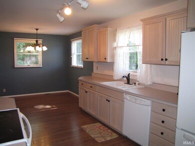 409 Lincoln St, Princeton, IN 47670 - photo 2