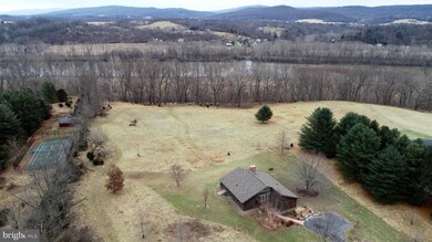 107 Island Green Farm Ln, Shepherdstown, WV 25443 - photo 4